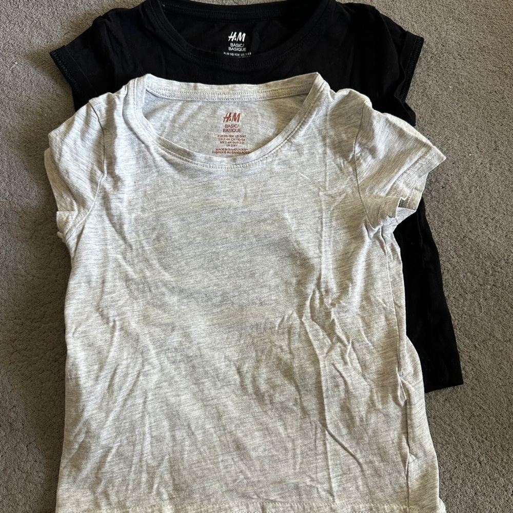 2 Used H&M Charcoal Tee